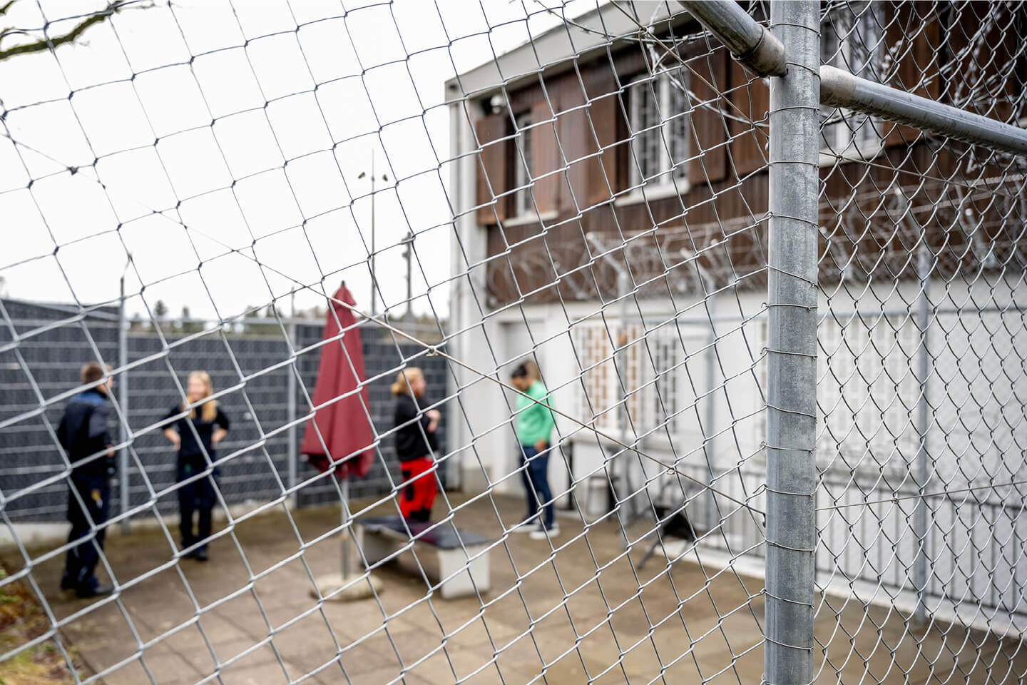 Spazierhof der Spezialabteilung Integrationsvollzug des Vollzugszentrums Bachtel.